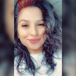 Meet your Posher, Reneé